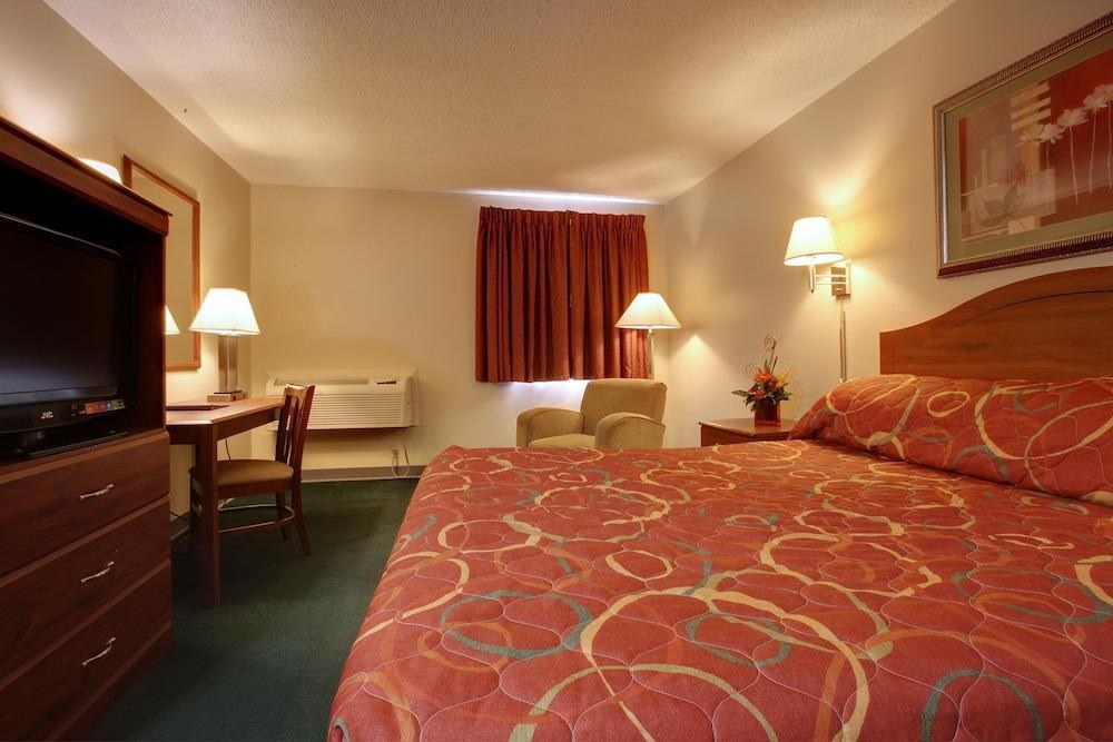 Americas Best Value Inn St. Louis South photo 2