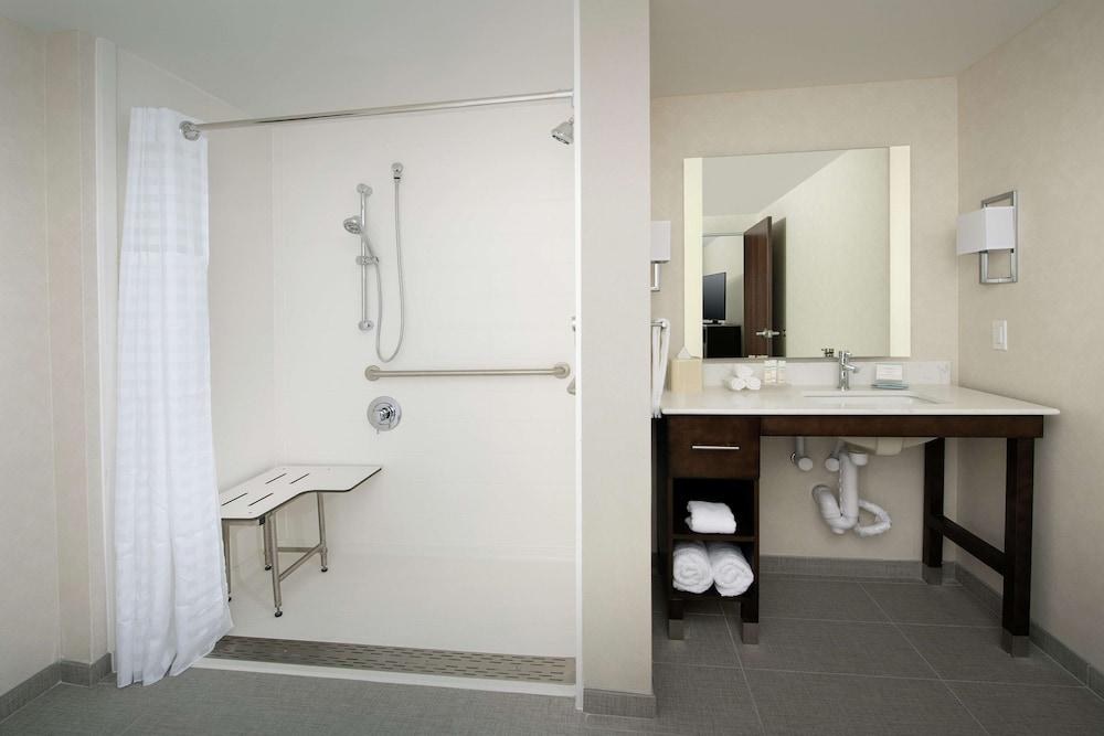 Homewood Suites by Hilton Austin Downtown photo 3