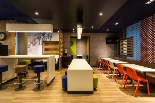 ibis budget Bordeaux Centre Gare Saint-Jea photo 4
