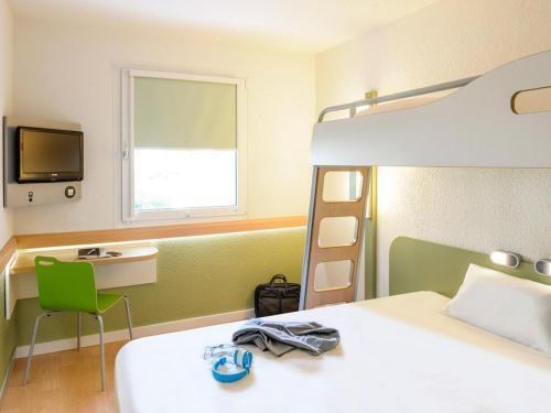 IBIS BUDGET BORDEAUX CENTRE BASTIDE photo 1