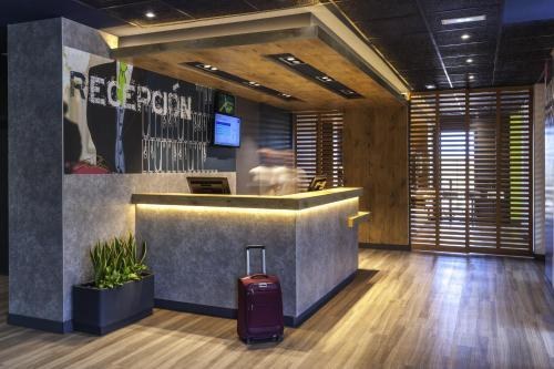 IBIS BUDGET BORDEAUX CENTRE BASTIDE photo 3