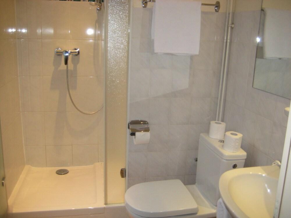 Hotel Roses photo 3