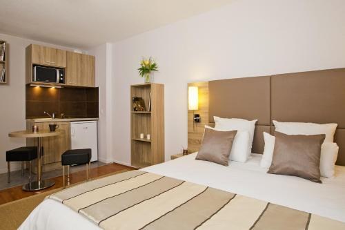Séjours & Affaires Strasbourg Kleber photo 2