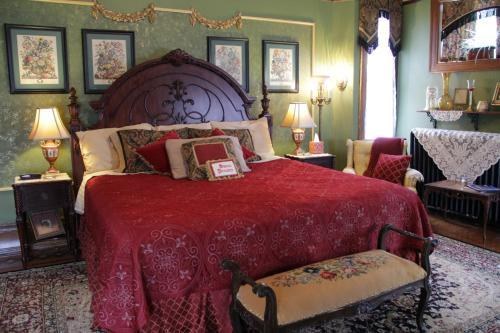 Schuster Mansion Bed & Breakfast photo 4