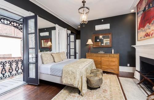 The Dwight D A City House Hotel