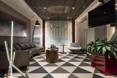 The Windsor Suites Philadelphia photo 4