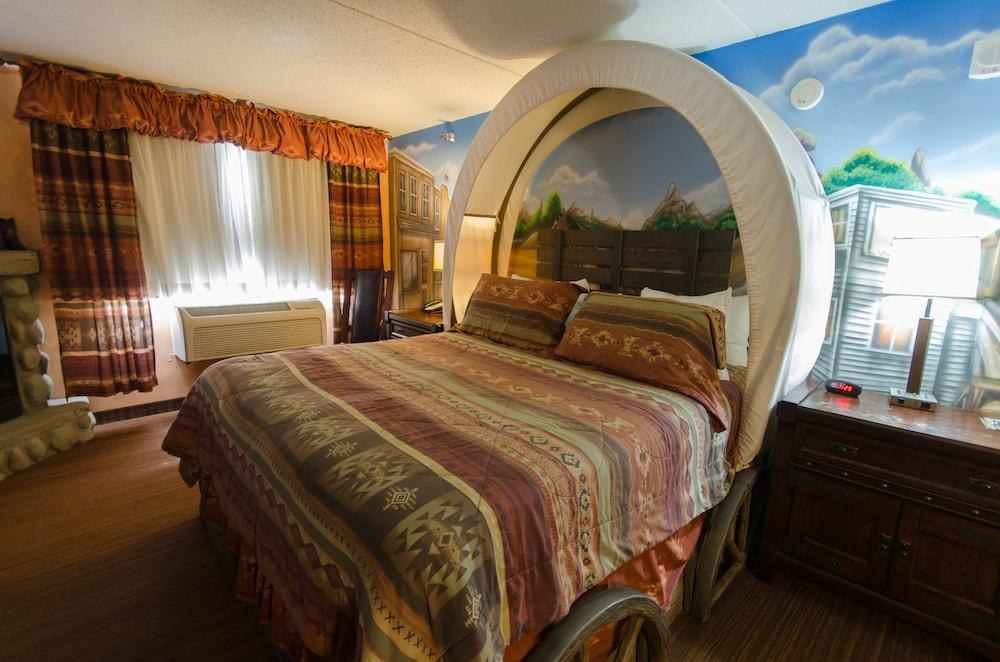 Canad Inns Destination Center Grand Forks photo 2