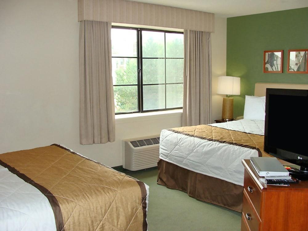 Extended Stay America Suites - Philadelphia - Airport - Bartram Ave. photo 1