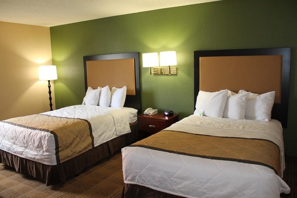 Extended Stay America Suites - Houston - Katy Freeway - Energy Corridor photo 2