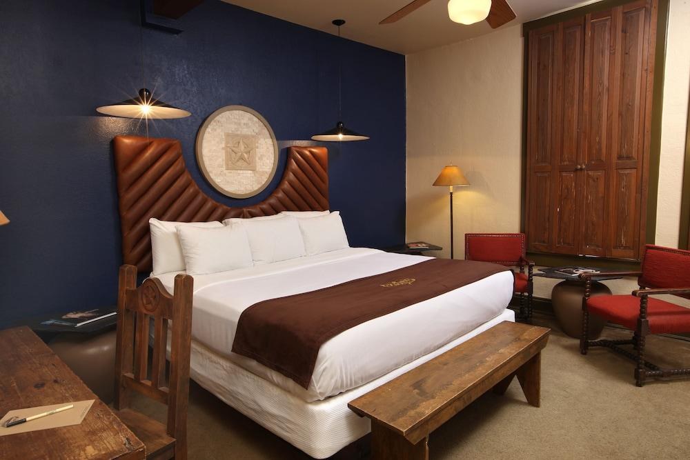Stockyards Hotel photo 2