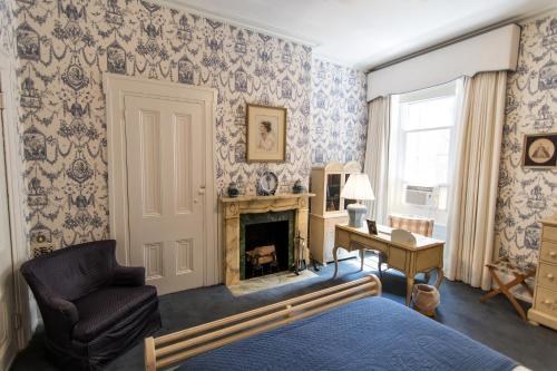 La Reserve Bed & Breakfast photo 2