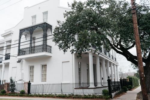 Henry Howard Hotel photo 1