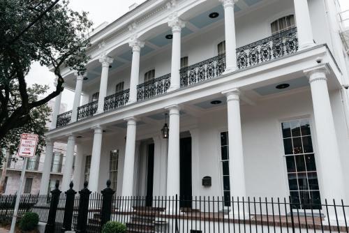 Henry Howard Hotel photo 2