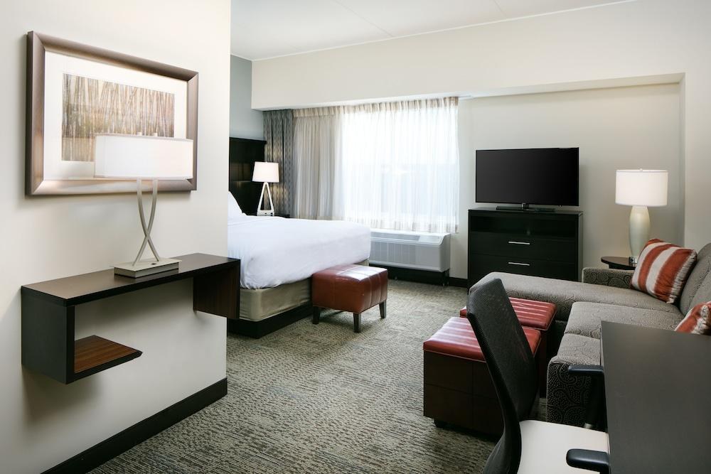 Staybridge Suites Des Moines Downtown, an IHG Hotel photo 1