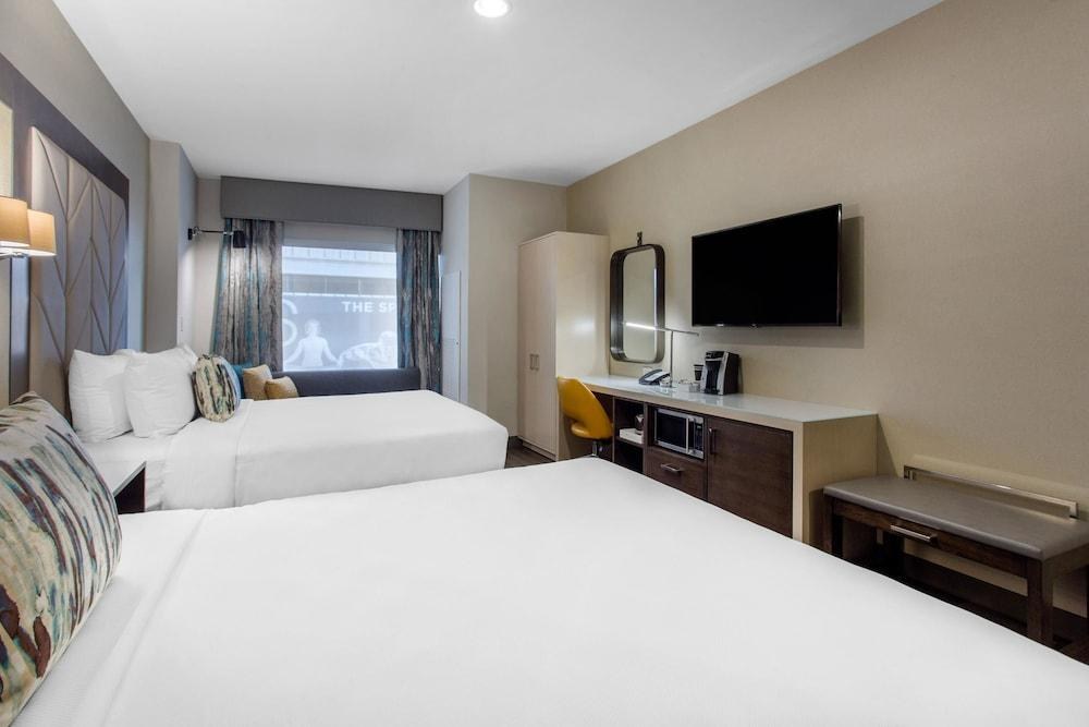 Cambria Hotel Philadelphia Downtown Center City photo 1