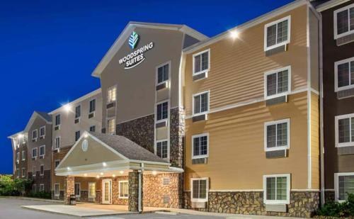 WoodSpring Suites Nashville Airport photo 1