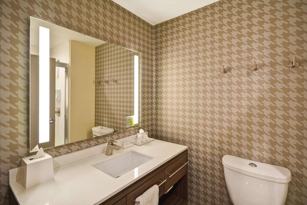 Home2 Suites At The Galleria photo 3