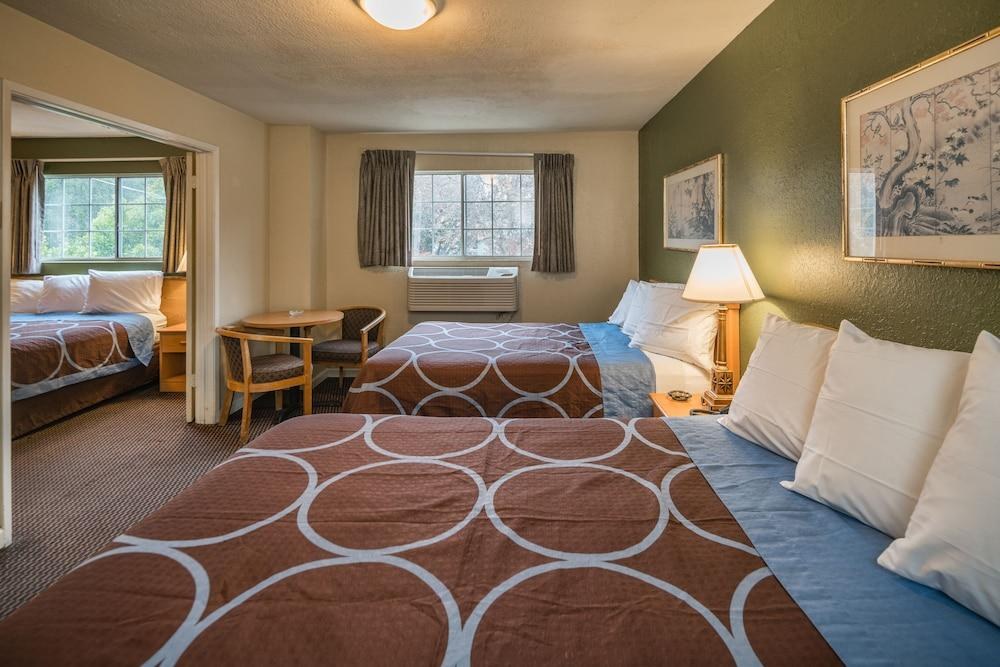 Hotel Rose Garden photo 2
