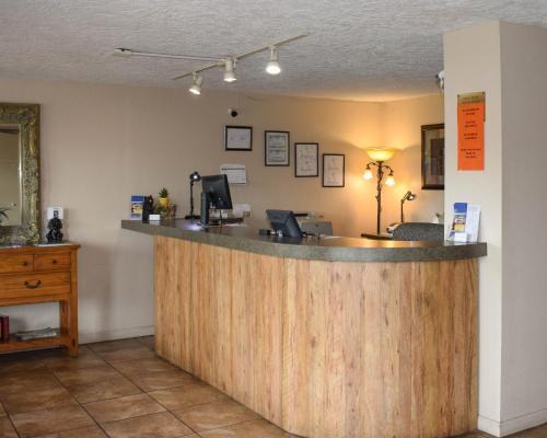 AMERICANA INN & SUITES PIGEON FORGE photo 3