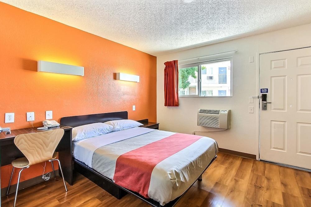 Motel 6-San Jose, CA - Airport photo 2