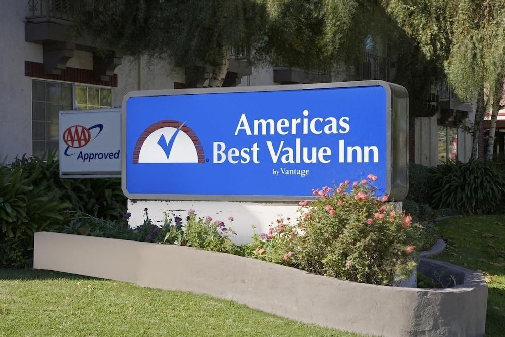 Americas Best Value Inn San Jose photo 3