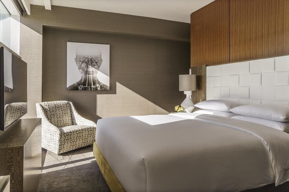 Hyatt Regency Tysons Corner Center photo 1