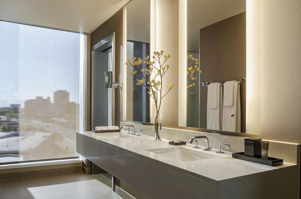 Hyatt Regency Tysons Corner Center photo 3