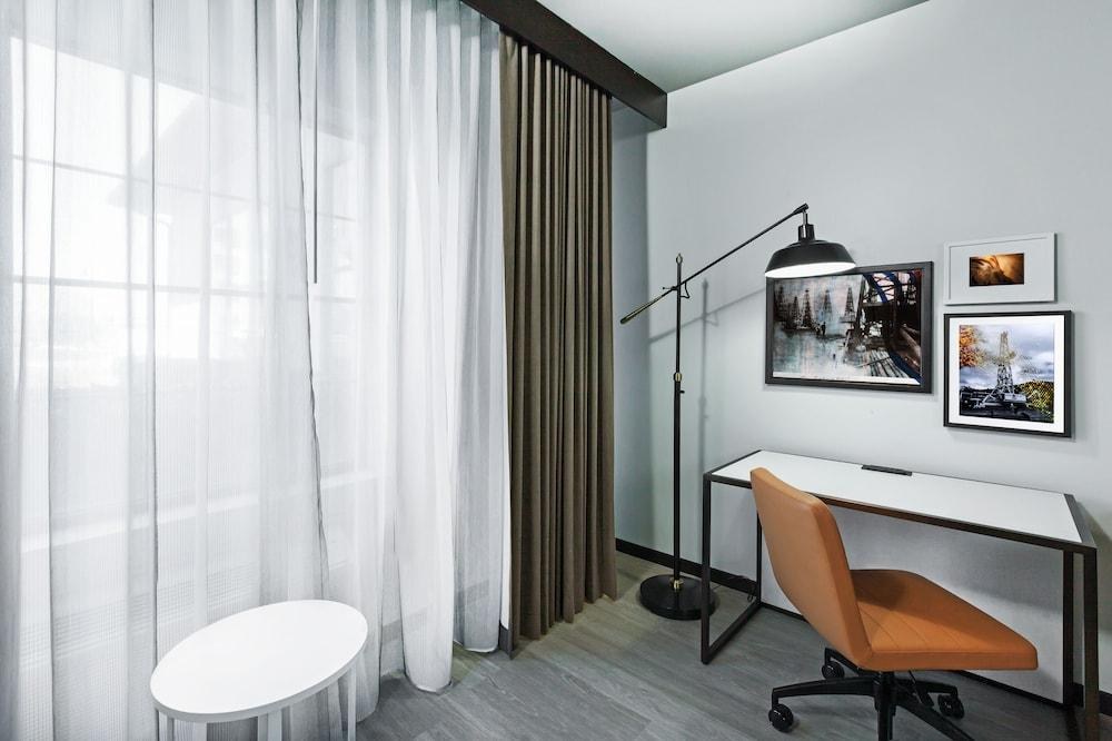 Hotel Indigo Tulsa DWTN/Entertainment Area photo 1