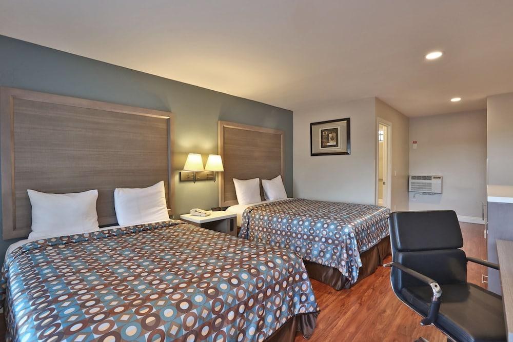 Hotel 414 Anaheim photo 2
