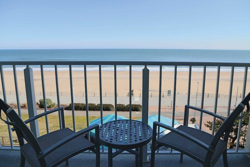 Surfbreak Virginia Beach Oceanfront, Ascend Hotel Collection photo 2
