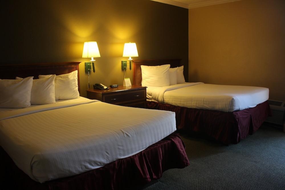 Extend-a-Suites - Extended Stay, I-40 Amarillo West photo 1