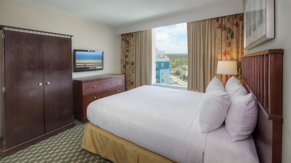 Hilton Vacation Club Ocean Beach Club Virginia Beach photo 2