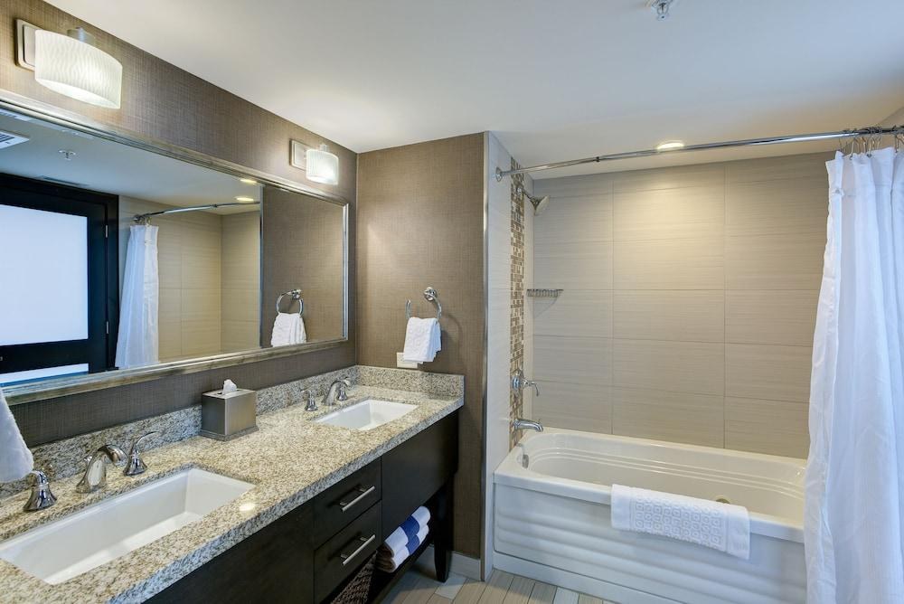 Hilton Vacation Club Oceanaire Virginia Beach photo 3