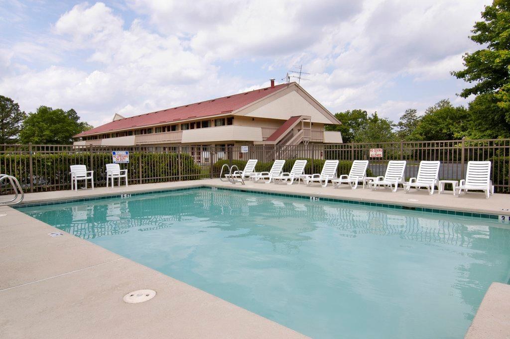 RED ROOF INN VIRGINIA BEACH photo 1