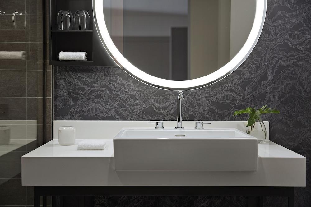 Kimpton Sawyer Hotel, an IHG Hotel photo 3