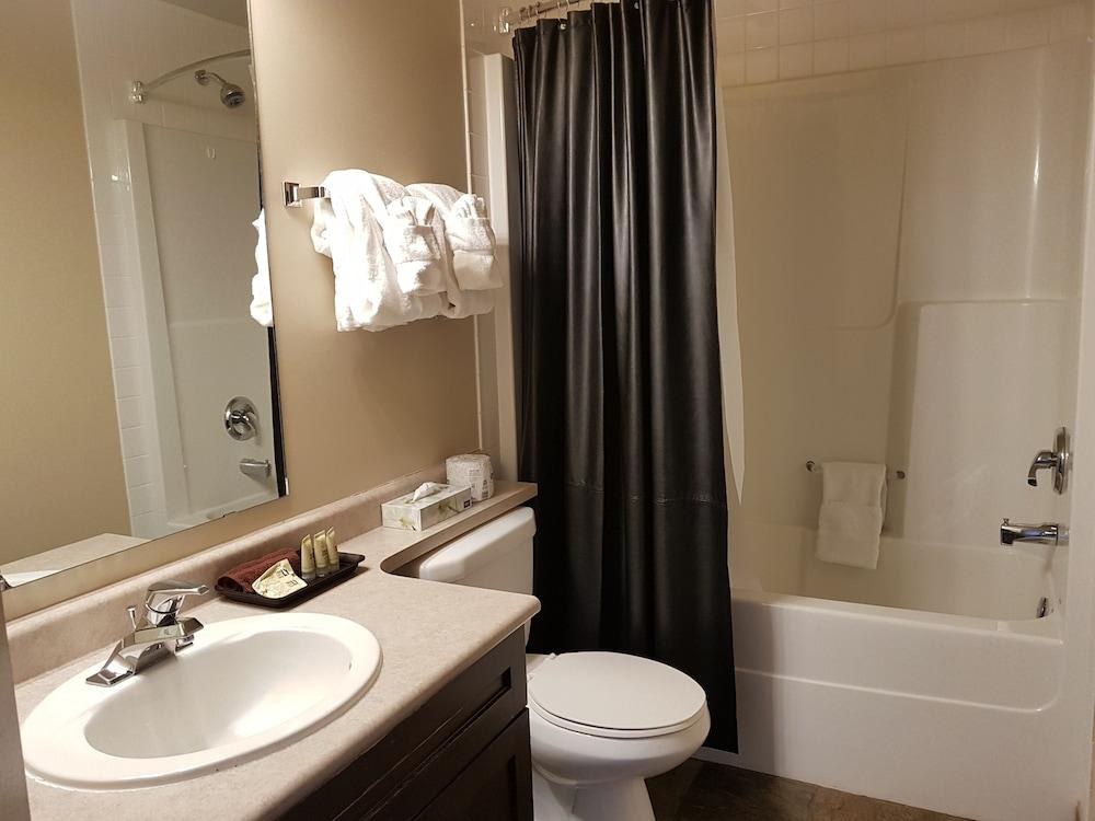 Sunset Resorts Canmore and Spa photo 3