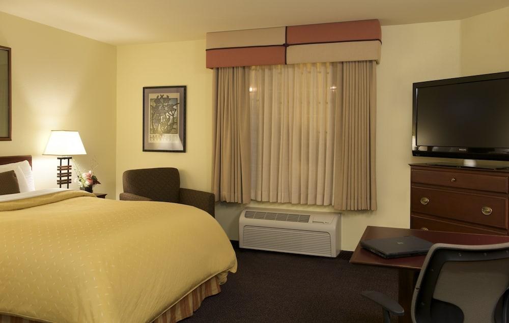 Larkspur Landing Bellevue photo 1