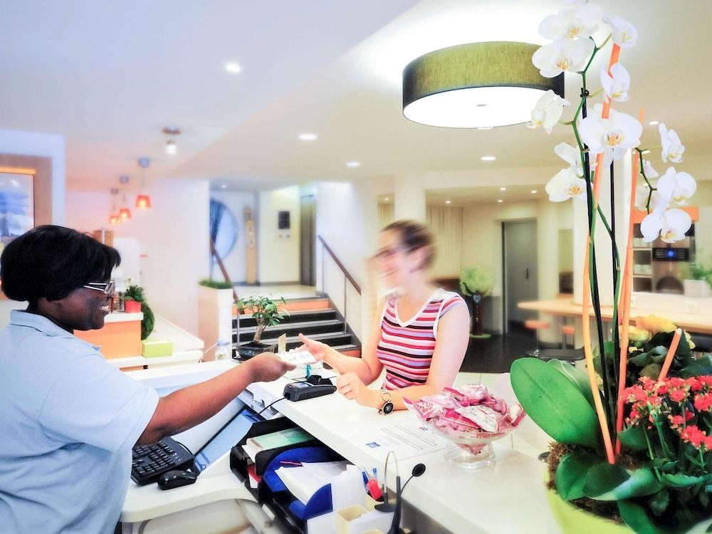 Ibis Budget Bordeaux Centre Mériadeck photo 4