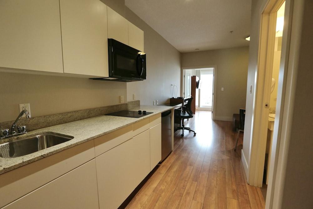 Baymont by Wyndham Fort McMurray photo 2