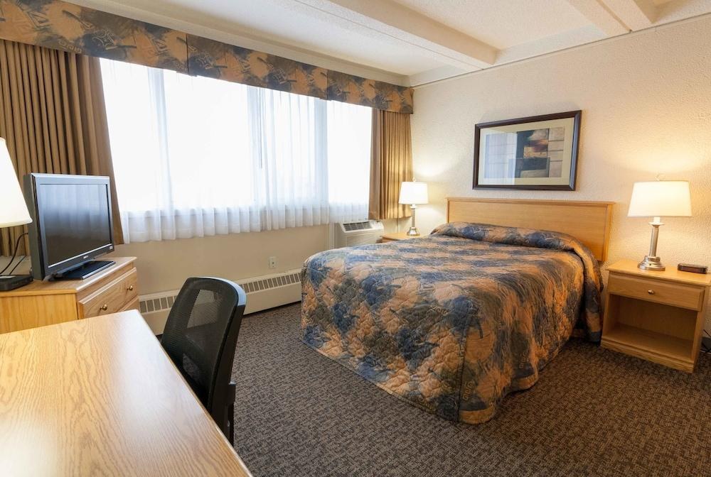 BCM Inns Fort McMurray - Downtown photo 2