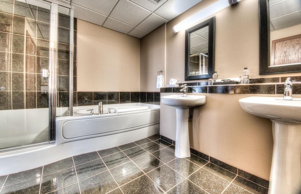 Podollan Inn & Spa - Grande Prairie photo 3
