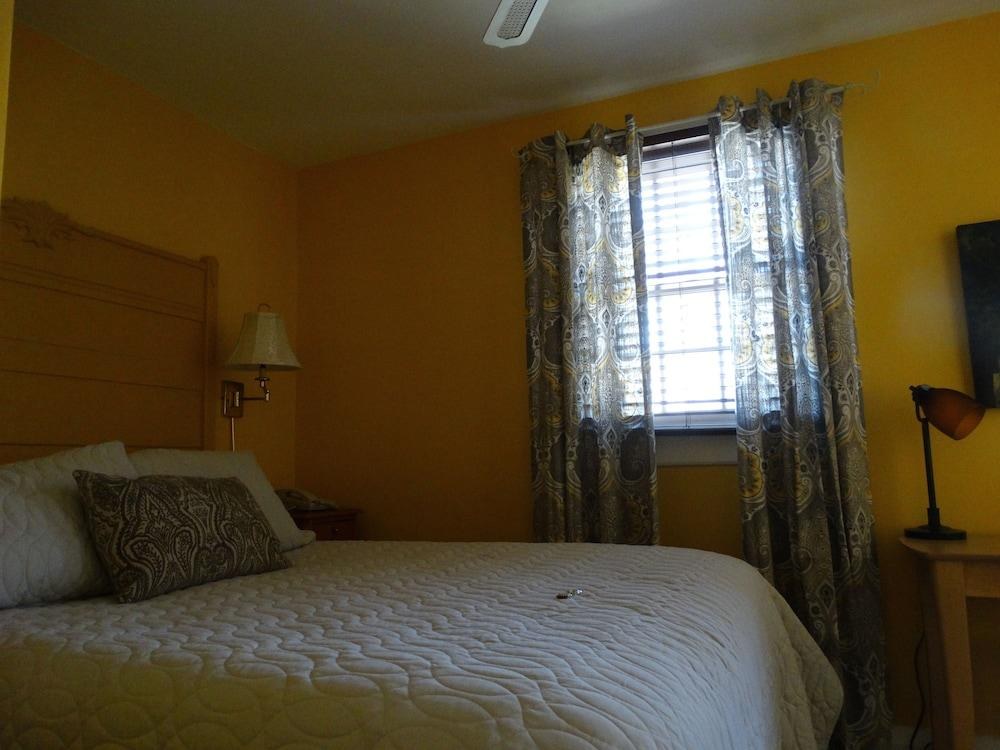 Hochelaga Inn photo 2