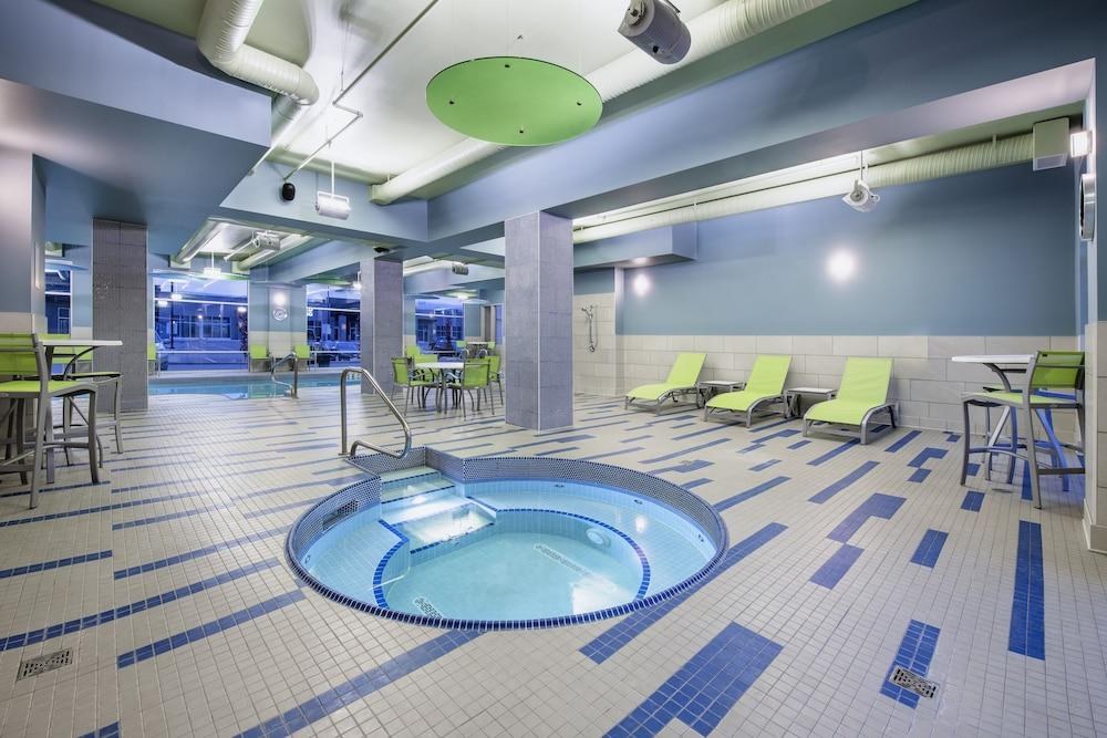 Holiday Inn Express & Suites Kelowna - East, an IHG Hotel