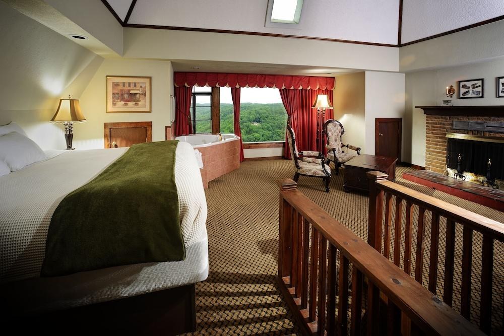 1886 Crescent Hotel and Spa photo 1