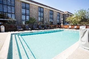 Drury Inn & Suites Austin North photo 2