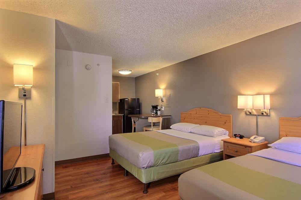 Studio 6-Austin, TX - Midtown photo 1