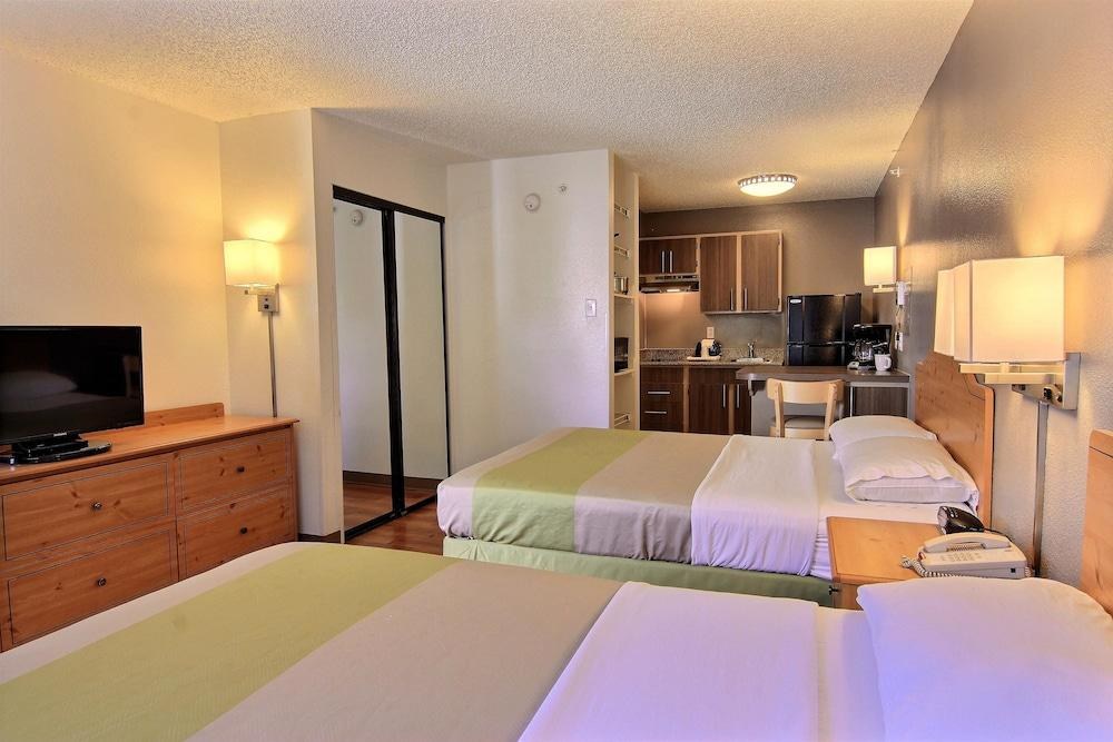 Studio 6-Austin, TX - Midtown photo 2