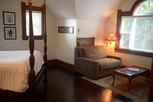 Brava House Bed and Breakfast photo 4