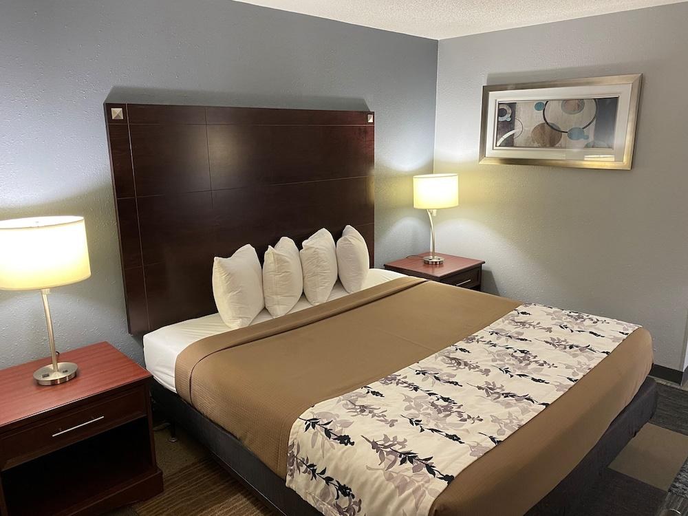 American Inn Cedar Rapids