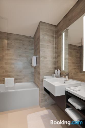 MILLENNIUM MONTROSE EXECUTIVE APARTMENT photo 4